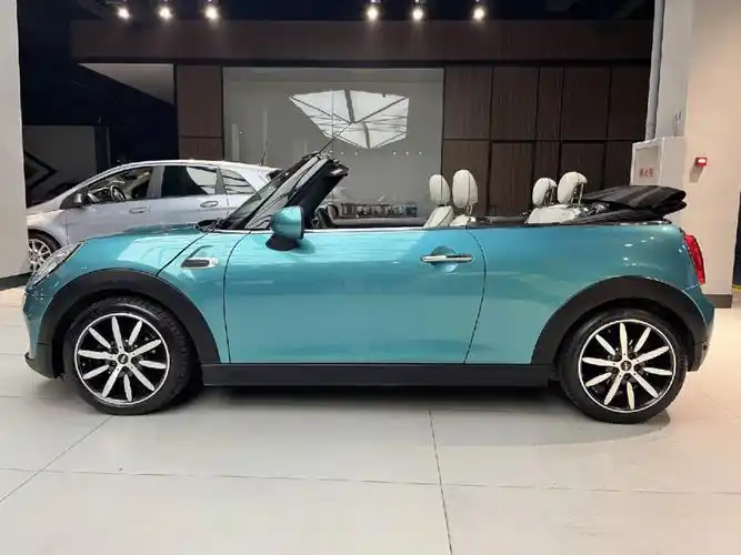 十几万就能拥有mini敞篷