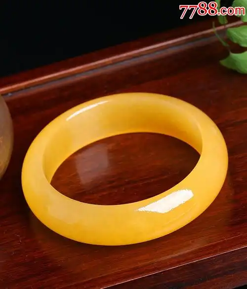 【珍藏品】天然鸡油黄黄龙玉手镯