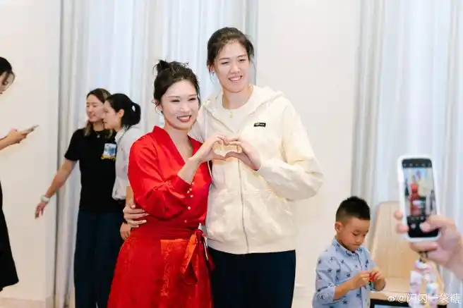 王梦洁晒婚礼照##王梦洁婚礼