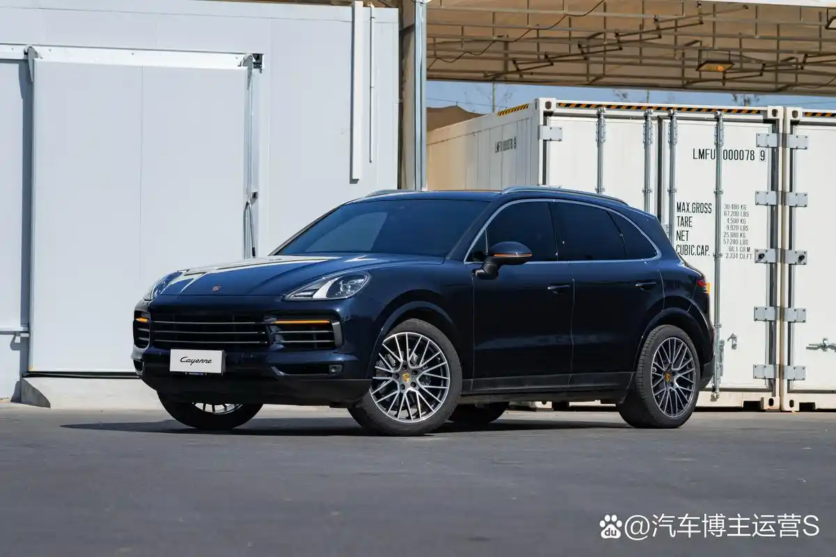 保时捷卡宴[话题]#  【车辆名称】2021款 卡宴 3.