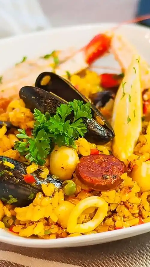 色香味俱全的西班牙炒饭 满满的食欲阿