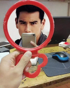 自拍表情包 今天的自拍表情图片-九蛙工具箱