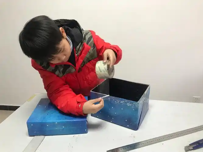 实验小学五年级寒假作业————制作礼物盒