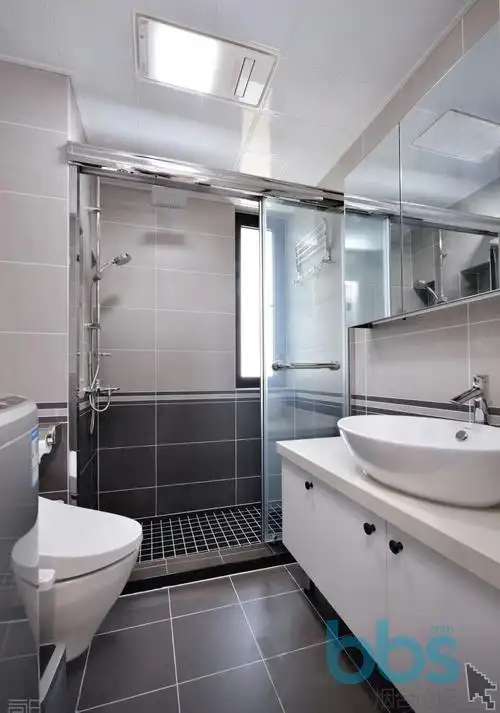 卫生间瓷砖如何清理卫生间瓷砖清洁技巧