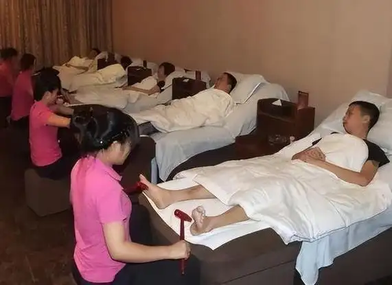 回顾按摩时技师问你之前来过没有其实是一种暗示你听懂了吗