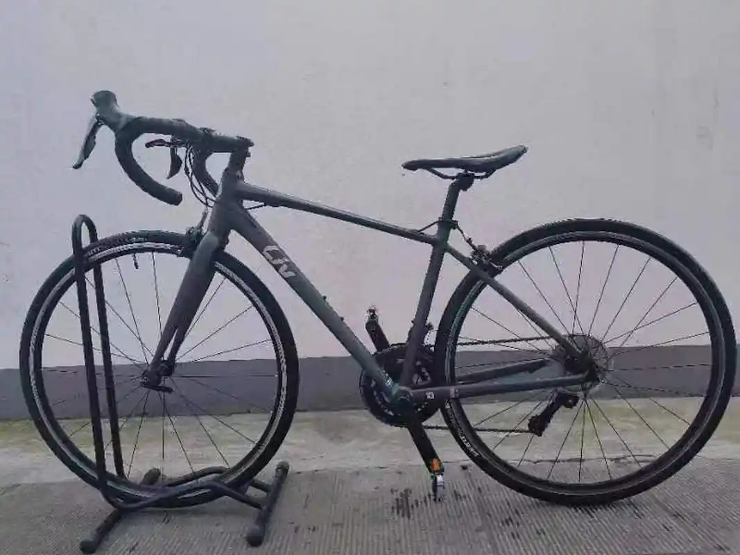 giant捷安特女款入门弯把公路自行车avail 3,700c×430mm xs【适合