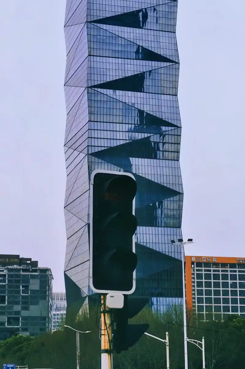 南京河西cbd.记录昨天 很幸运看到了鱼嘴公园的落日走了 - 抖音