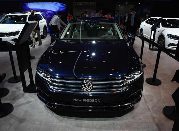 辉昂多少钱大众辉腾800万