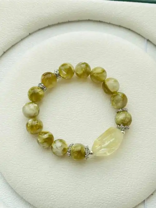 黄锂云母手串,上手闪闪的金灿灿.