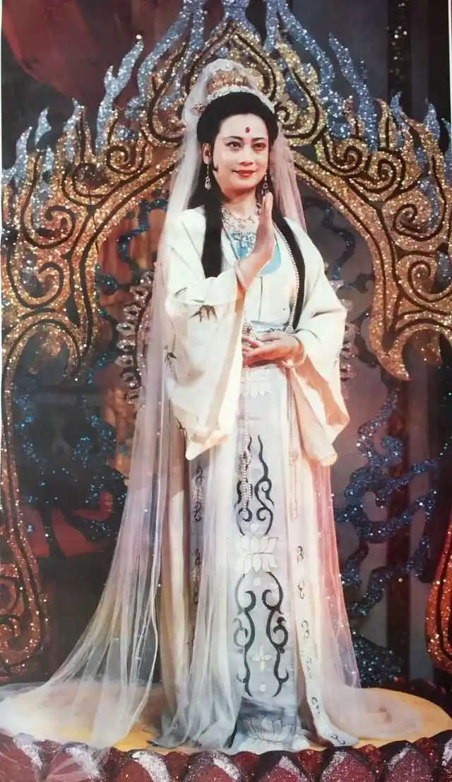 观世音本身是大丈夫相,不要再叫观世音娘娘了,原来我们都喊错了