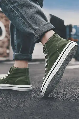 夏季新款透气男鞋子韩版男鞋百搭男士休闲鞋潮流板鞋高帮鞋帆布鞋