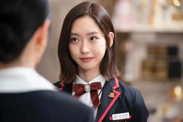 顶楼2疯批美人周锡京掌握观众缘的美貌密码是这些