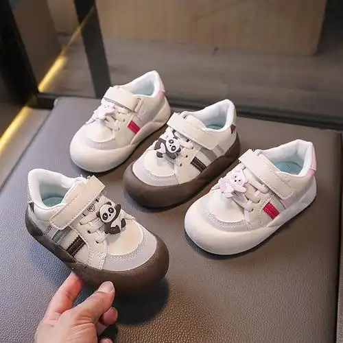 儿童运动鞋男童宝宝卡通百搭鞋子女童单鞋春秋新款小童板鞋休闲鞋