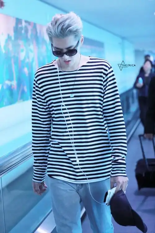 2016吴亦凡罗马起飞 首尔到达_高清图片大全-爱豆app