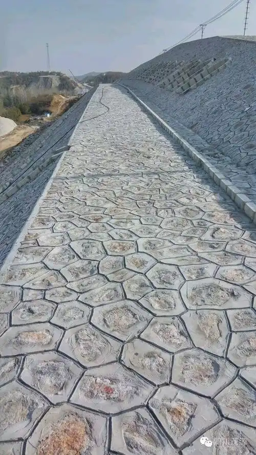 浆砌石护坡马道特写