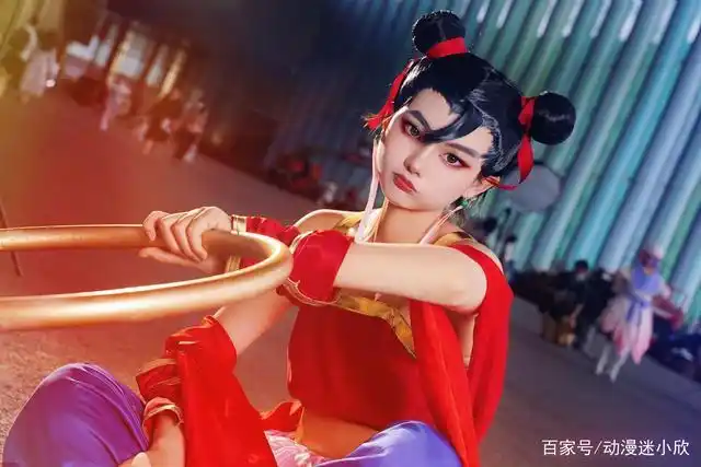 哪咤传奇cos,活久见系列,有幸能看到如此还原的哪吒和小龙女