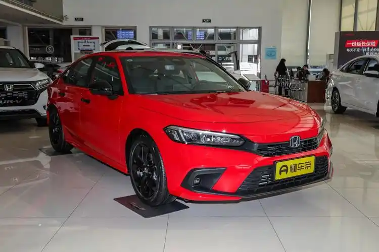 兄弟们 销售给我说思域燃动版红色厂家不生产了,订不到了,真的假的