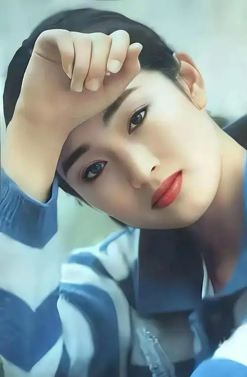 巩俐年轻时美貌绝伦,霸气无人能及