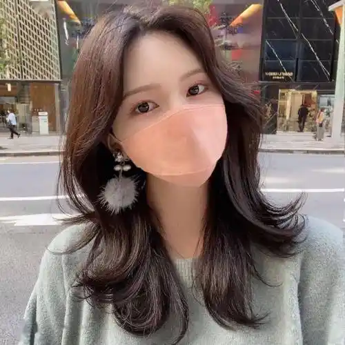 "爆款"网红披肩发_发型_中国_形象