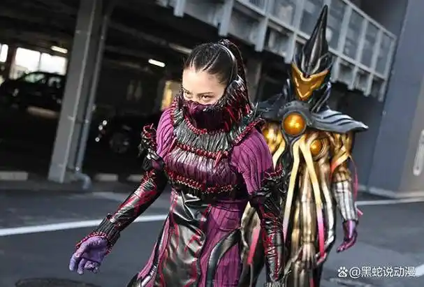 假面骑士歌查德:二姐再进化解锁新造型 雷杰多偏爱用帝骑形态