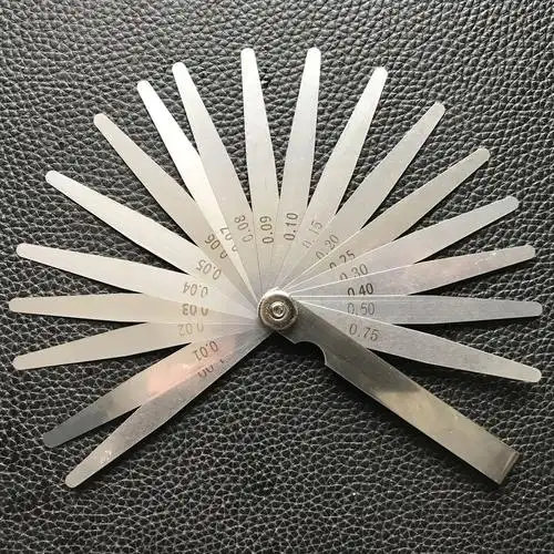 本公司主营塞尺;间隙片;钢带;调整片;垫片;筘片;厚薄规;铜塞尺;非标