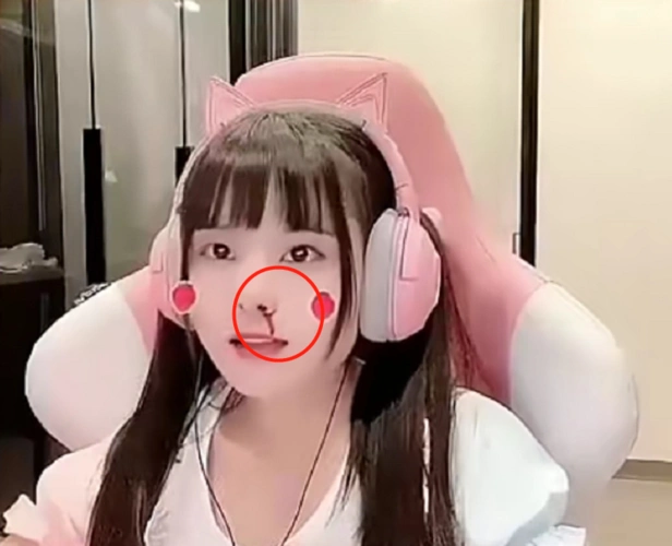 火线妹直播失误负债百万转行做陪玩还债看到她陪玩价格粉丝异想天开