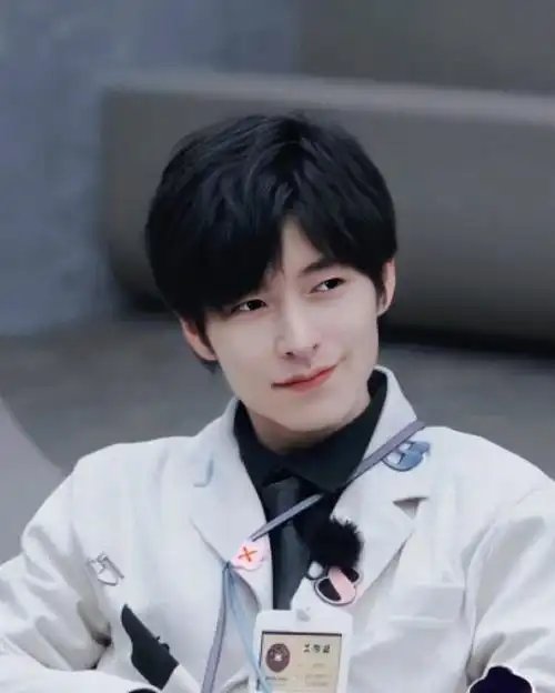 文韬清冷腹黑总裁