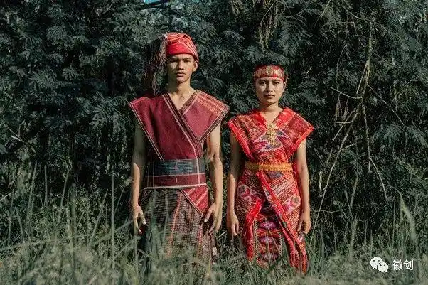 我在海外说:印度尼西亚的那些种族有哪些,分别长什么样的?