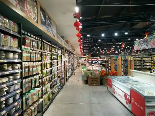 商丘市民权县人和镇正泓百货精品百货店1月15号《金日》盛大开业了!