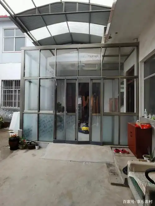 自家改造的玻璃房