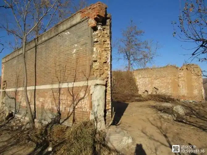 2016年2月定慧寺遗址照片,摄影:王亭贯参考文献:1,刘苗苗,丰润县定慧