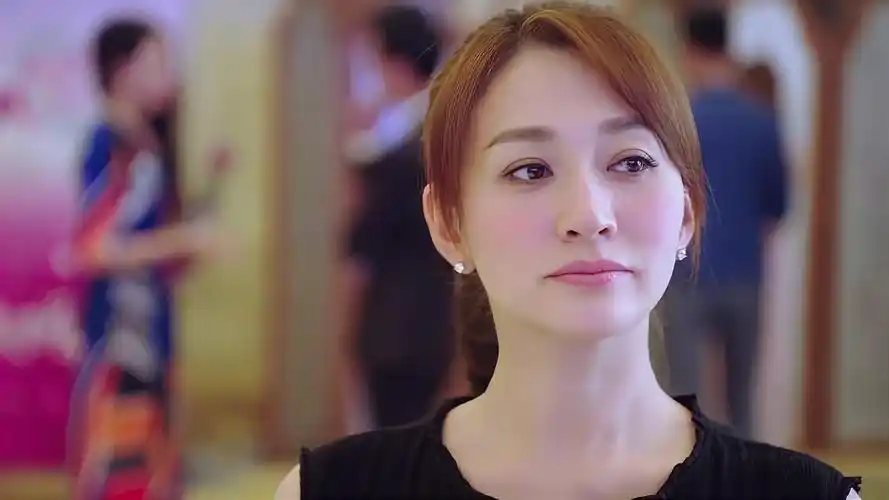 下一站别离:李小冉相亲现场巧遇于和伟,两人相见恨晚,主动约酒