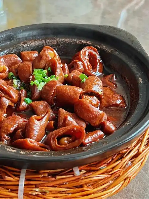 找到杭州zui好吃的红烧大肠了!香到直接端锅走97