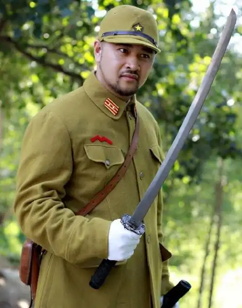 二战日军士兵军服上为何会有一个红色的m有什么作用