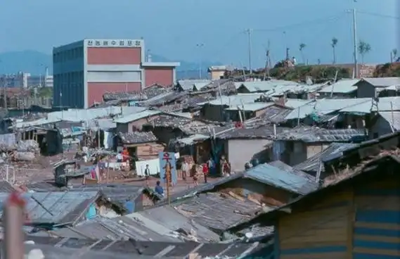 自称比中国先进30年的垃圾韩国真面目!