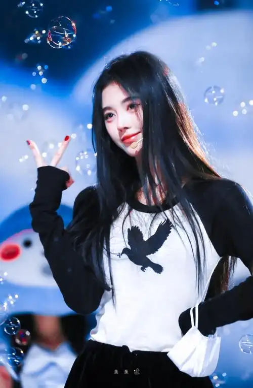 鞠婧祎唱恋爱告急好甜