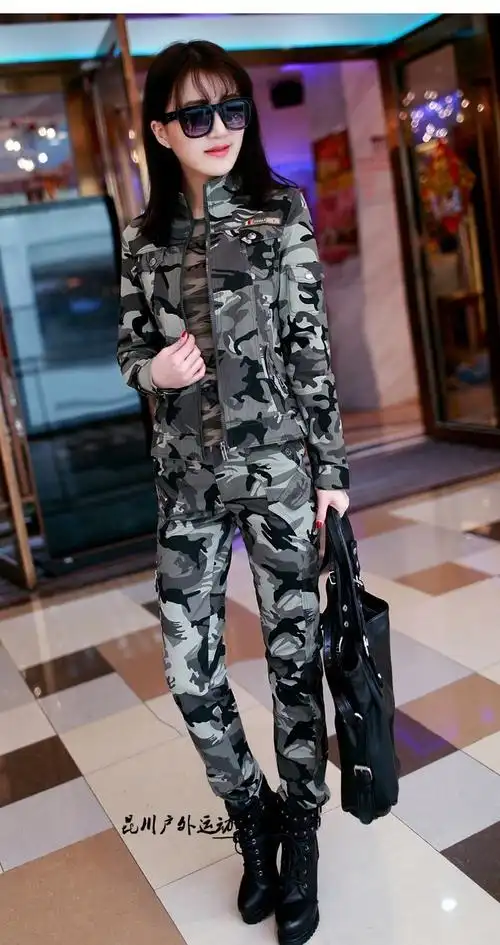 hoscene春秋女装休闲短外套时尚运动迷彩服套装户外登山女迷彩服三