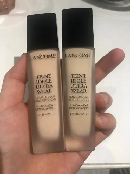 兰蔻持妆粉底液