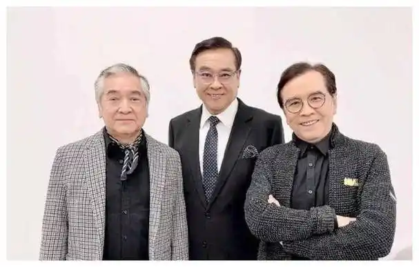 姜大卫,尔冬升:新春团聚大哥秦沛不能来,女儿代步!_兄弟_家庭_影坛