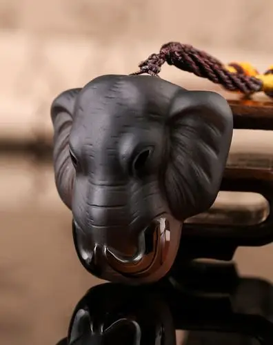 一生一石 万象更新天然冰晶黑曜石象头吊坠