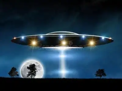 不明飞行物沙漠中生锈的旧外星飞船.不明飞行物