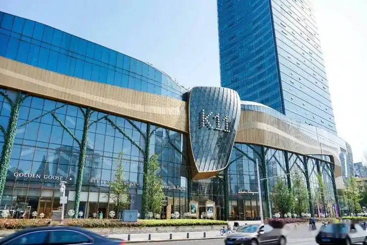 艺术在此共创潮流在此闪光武汉k11已然成为华中商业的鲜明色彩izi