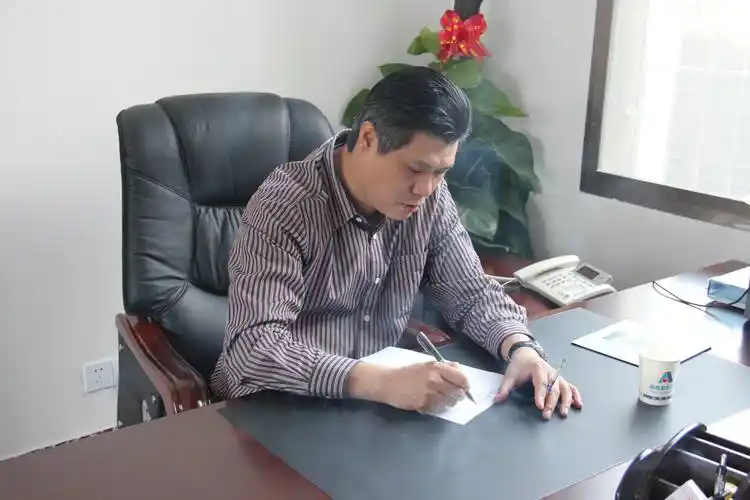 郴州市创建国家森林城市领导小组办公室开工大吉!