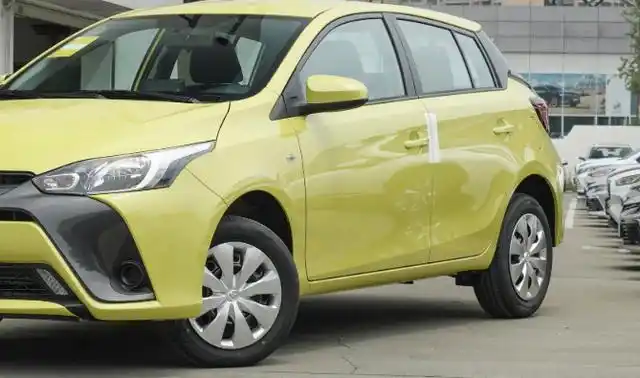 而丰田致炫就是专为这类人群所打造的车型,该车定位于小型两厢车,相对