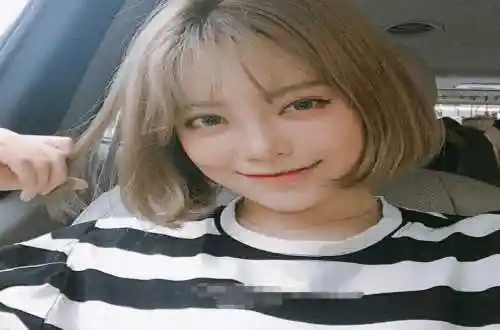 脸大脸圆女生三种发型要避开