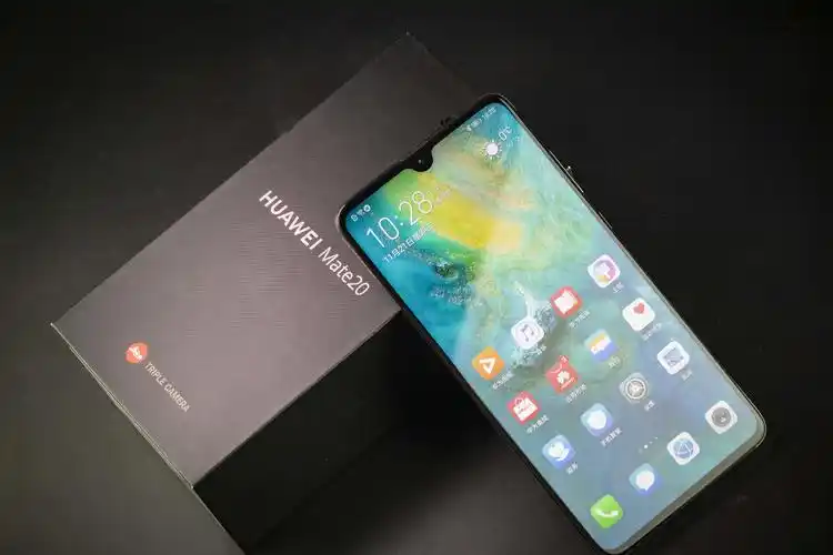 华为mate20