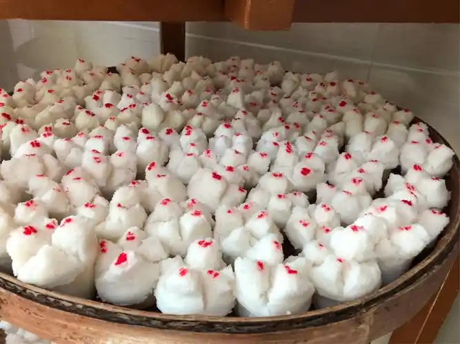 奶奶做的闽南的特色小吃一碗糕,大家仔细看像什么呢?