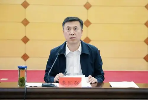 李国强主持召开区政府落实区委常委扩大会议精神专题会议