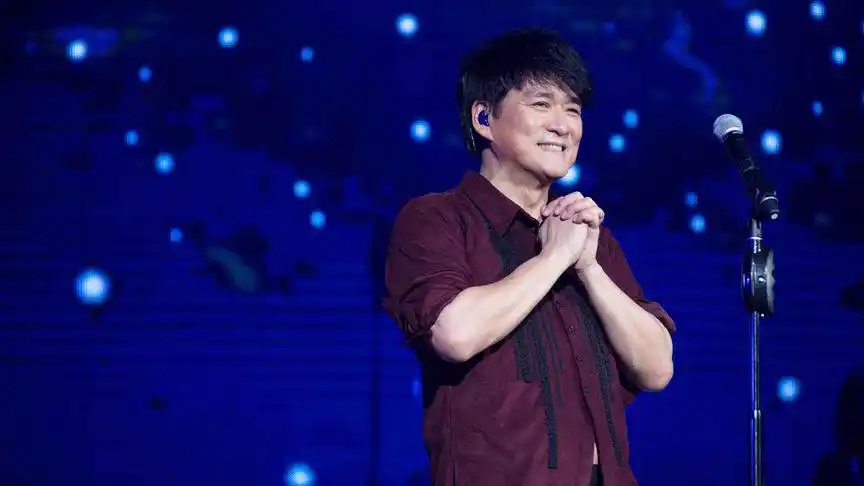 周华健《真心英雄》单曲了一下午