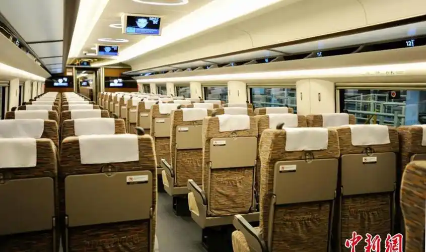 厉害了中国标准动车组成功发车动力系统咱湖南提供